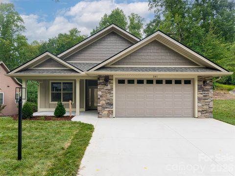 281 Carriage Crest Drive Hendersonville NC 28791