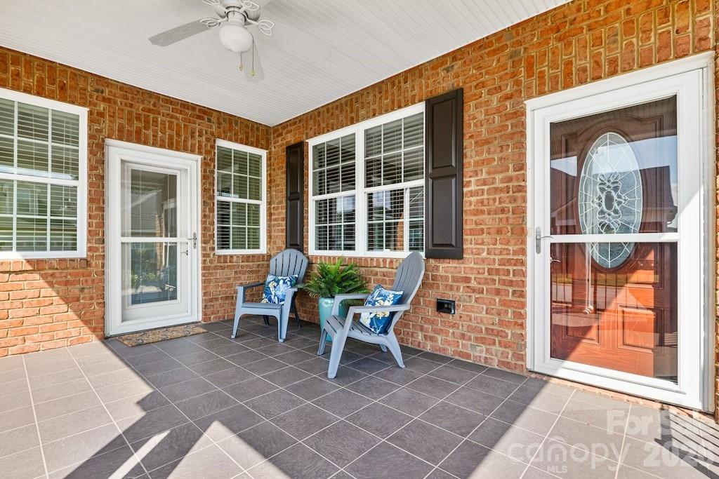 8379 Glacier Drive