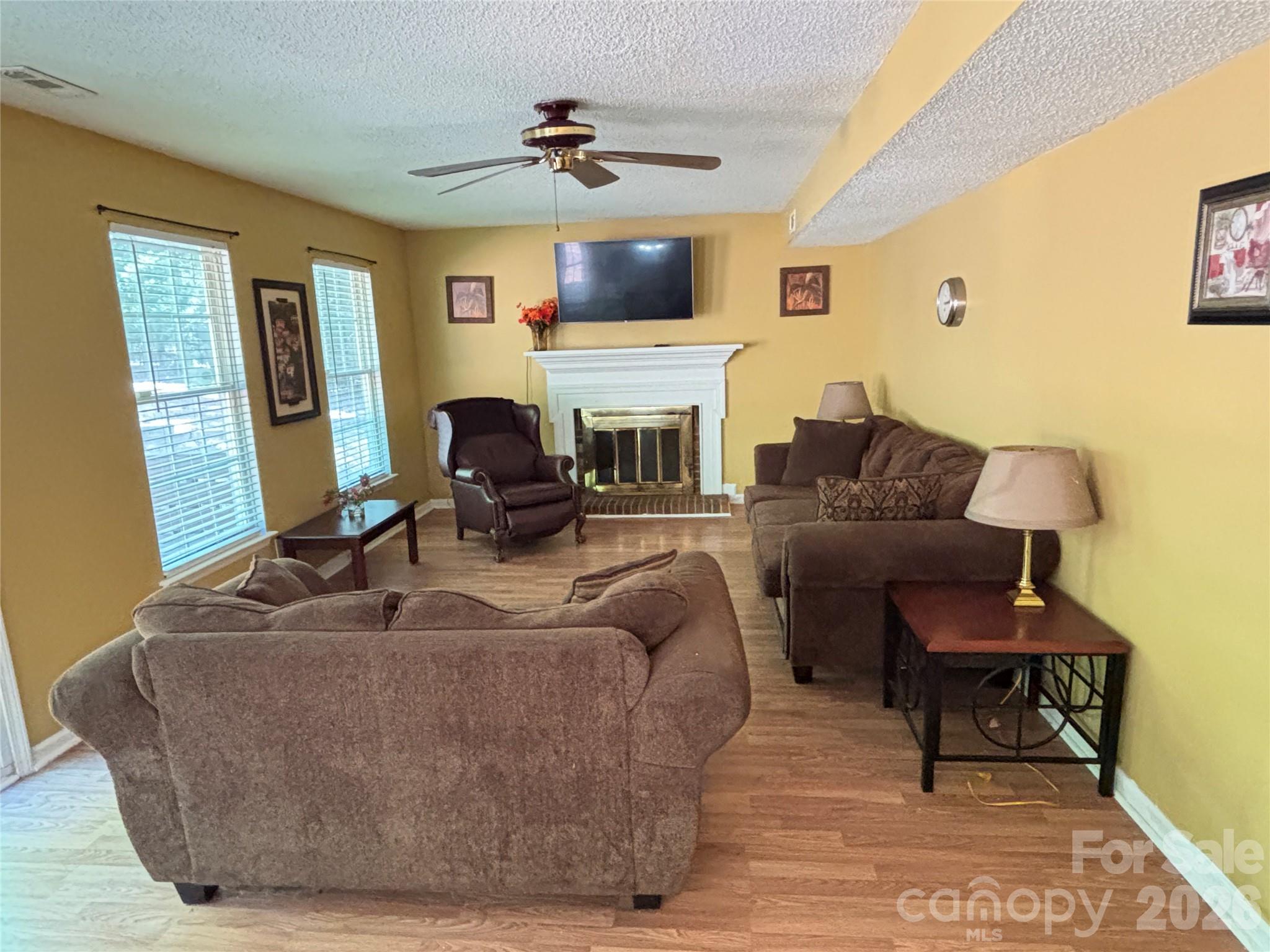 Winding Creek - Residential