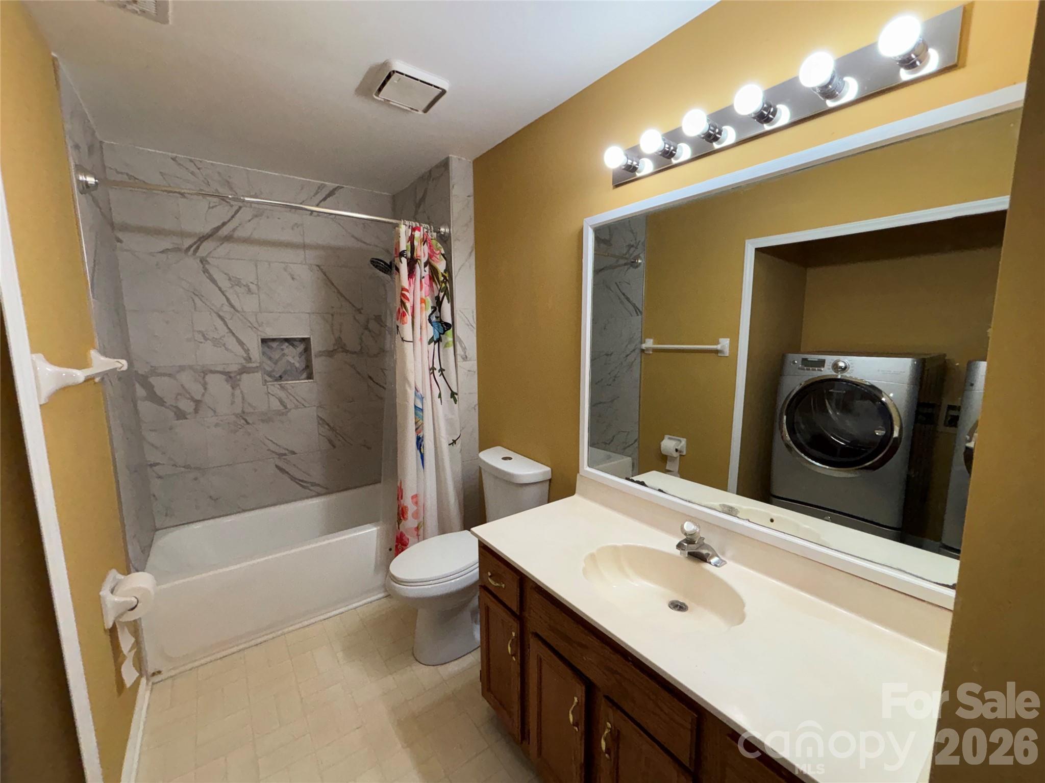 Winding Creek - Residential