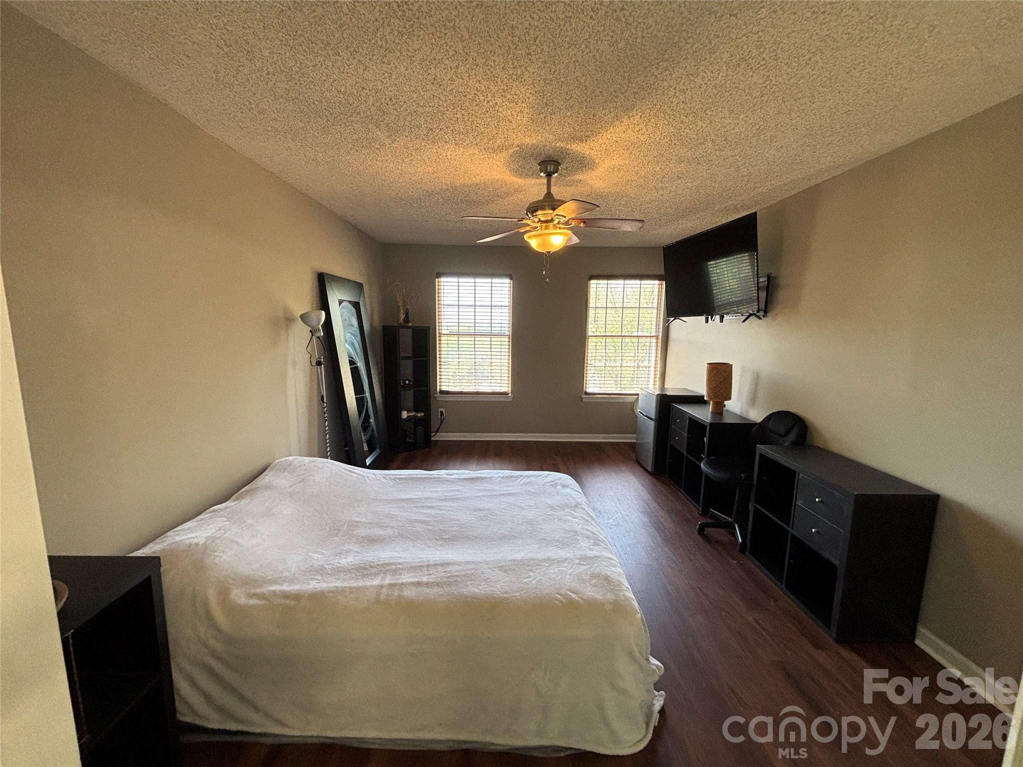 Winding Creek - Residential