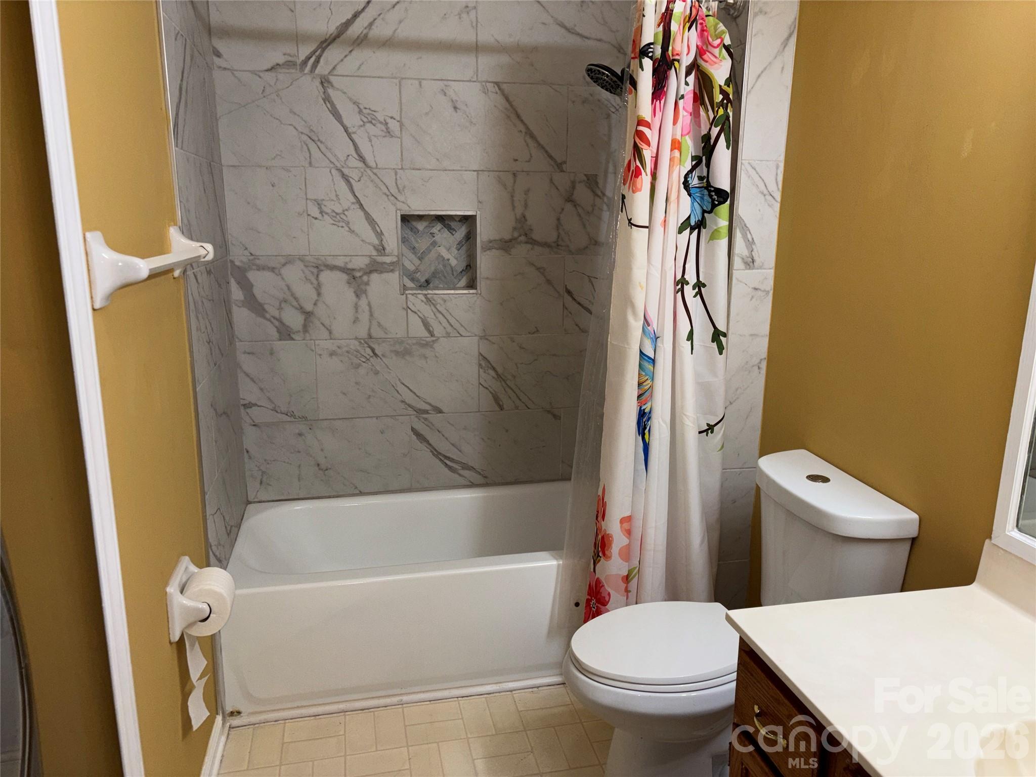 Winding Creek - Residential