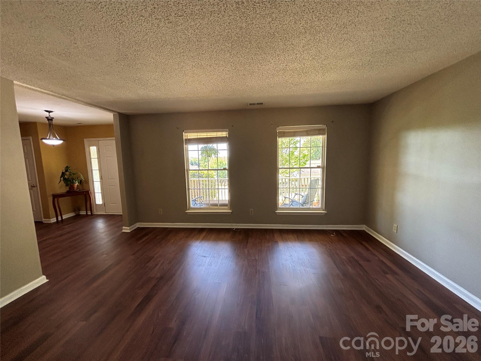 Winding Creek - Residential