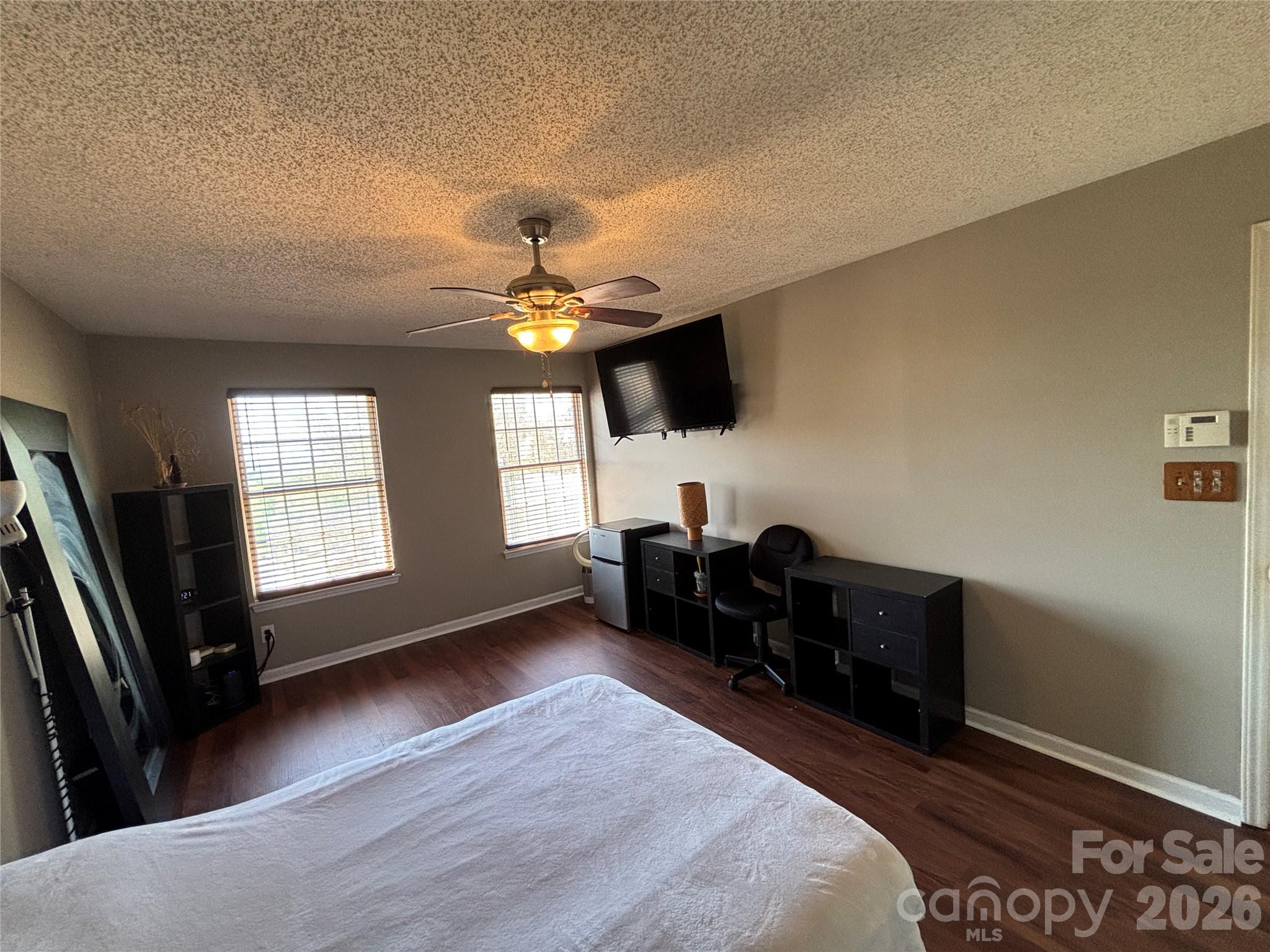 Winding Creek - Residential