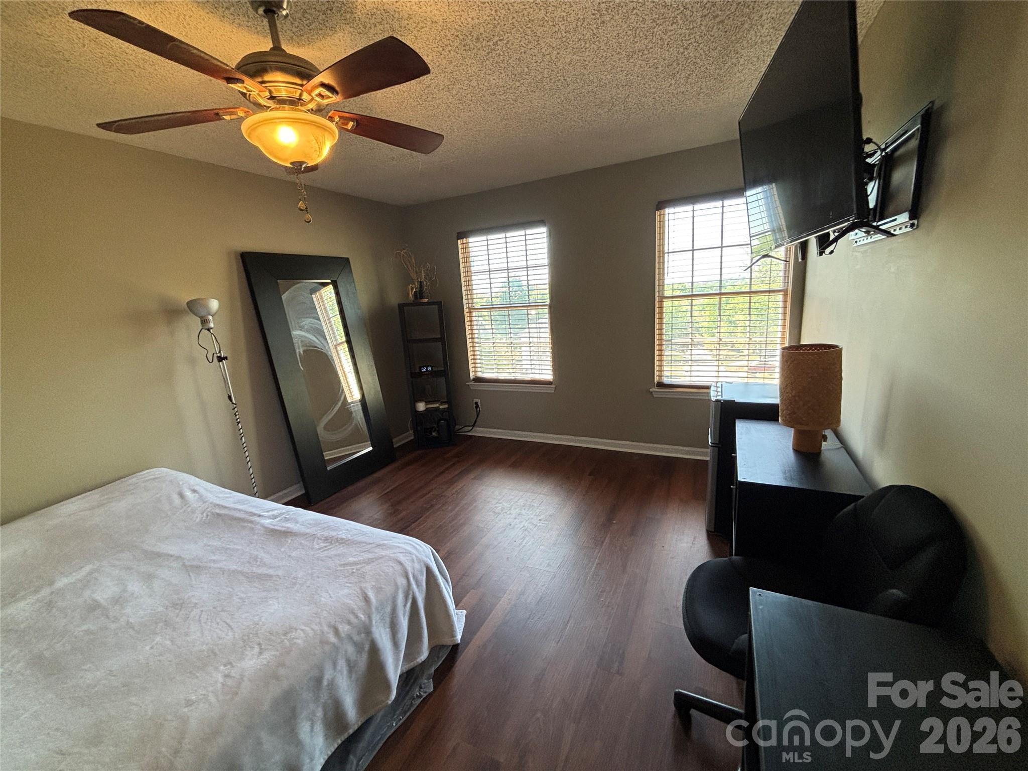 Winding Creek - Residential