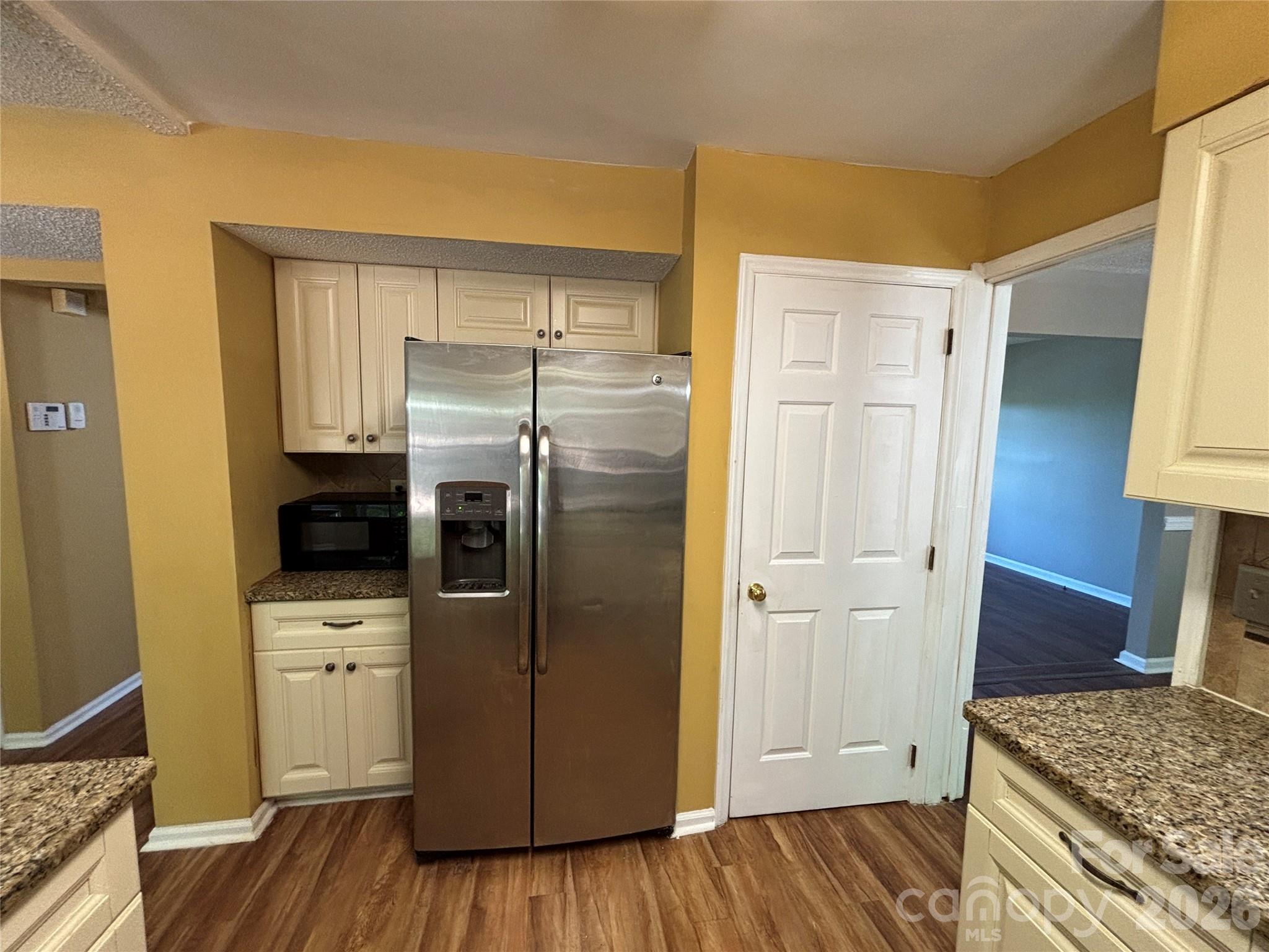 Winding Creek - Residential