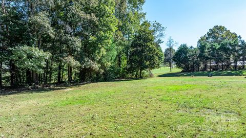 A home in Hiddenite