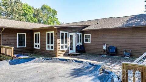 A home in Hiddenite