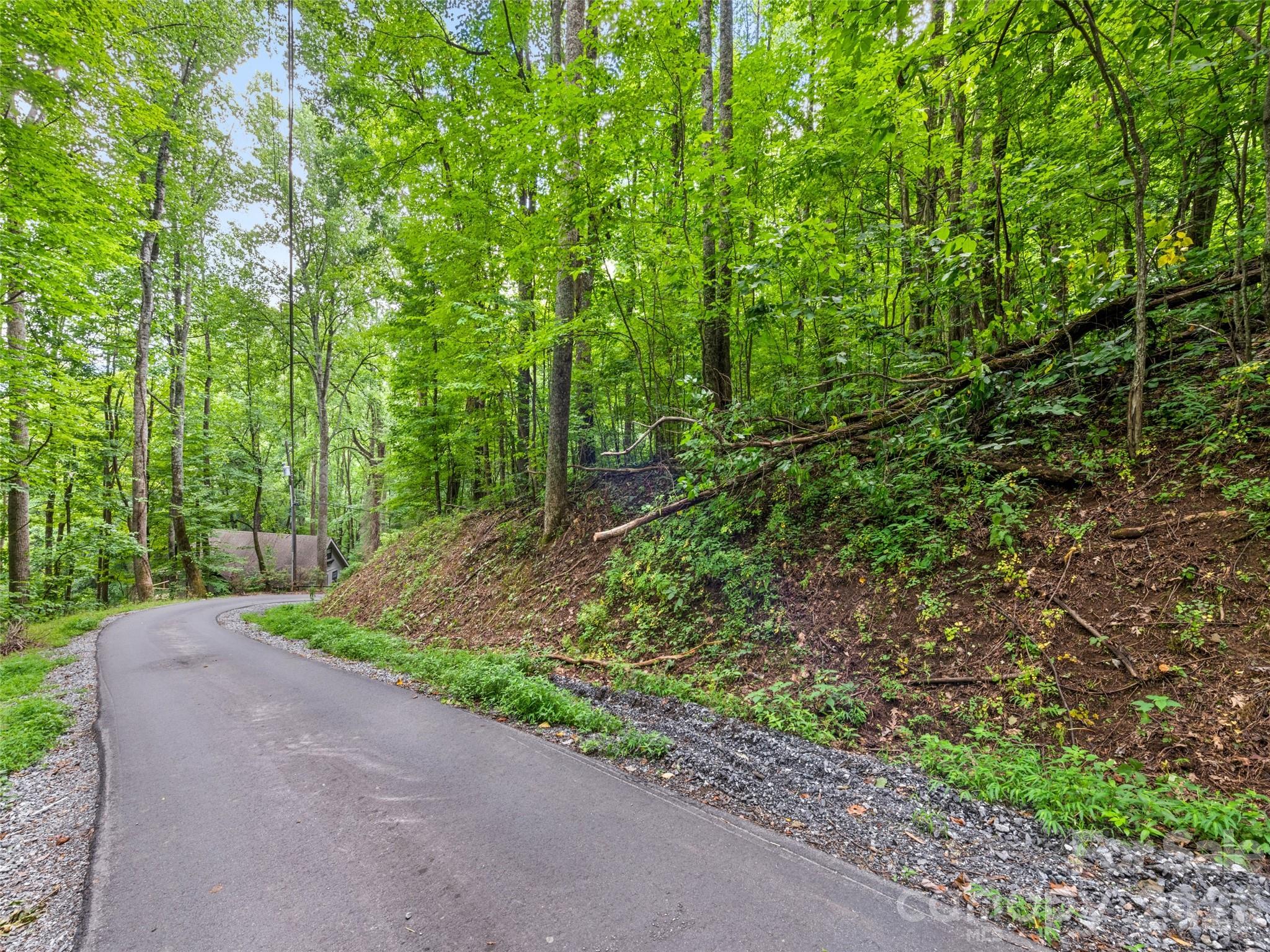 00 Dogwood Trail 21&22