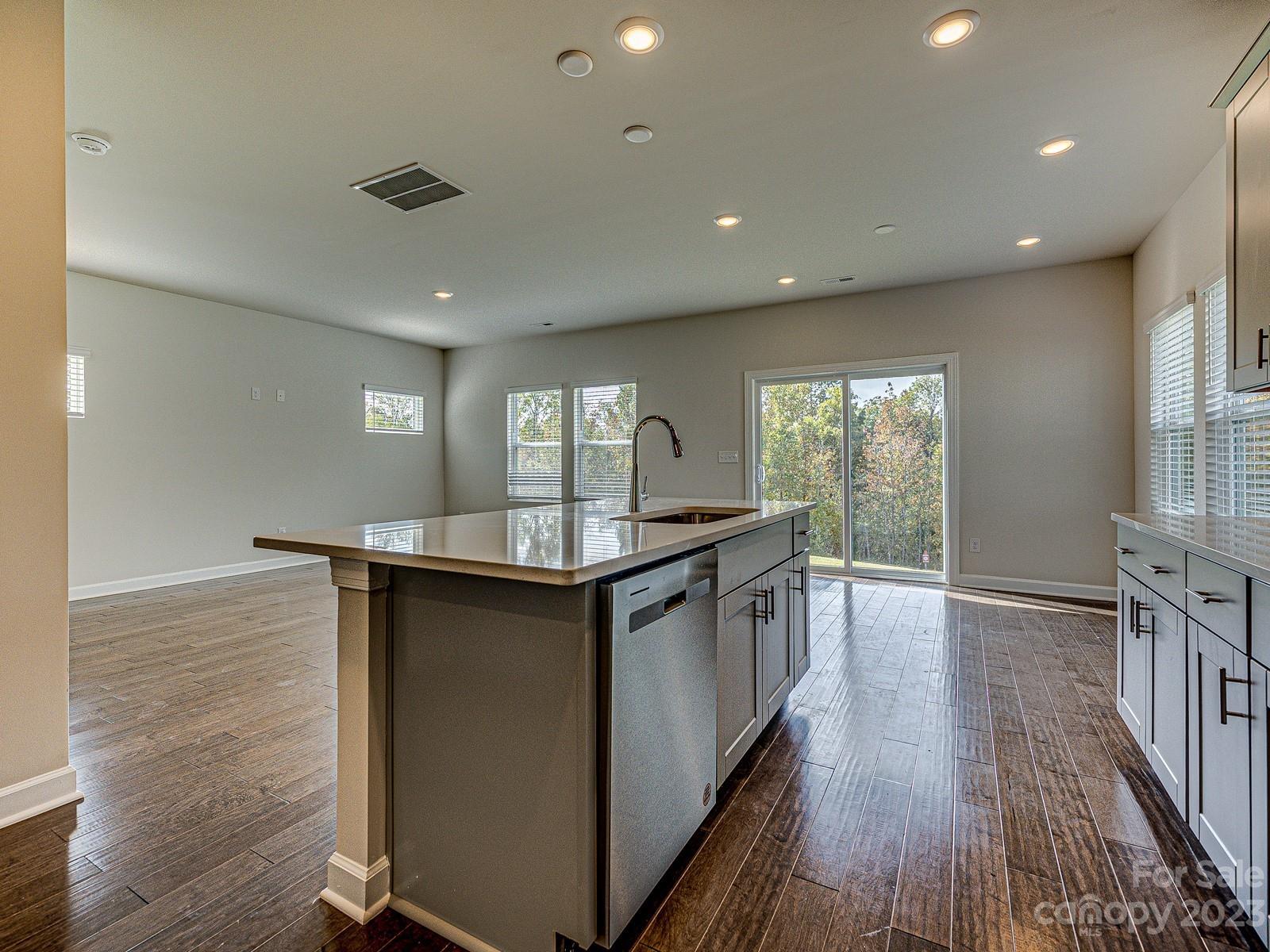 Anniston Chase - Residential