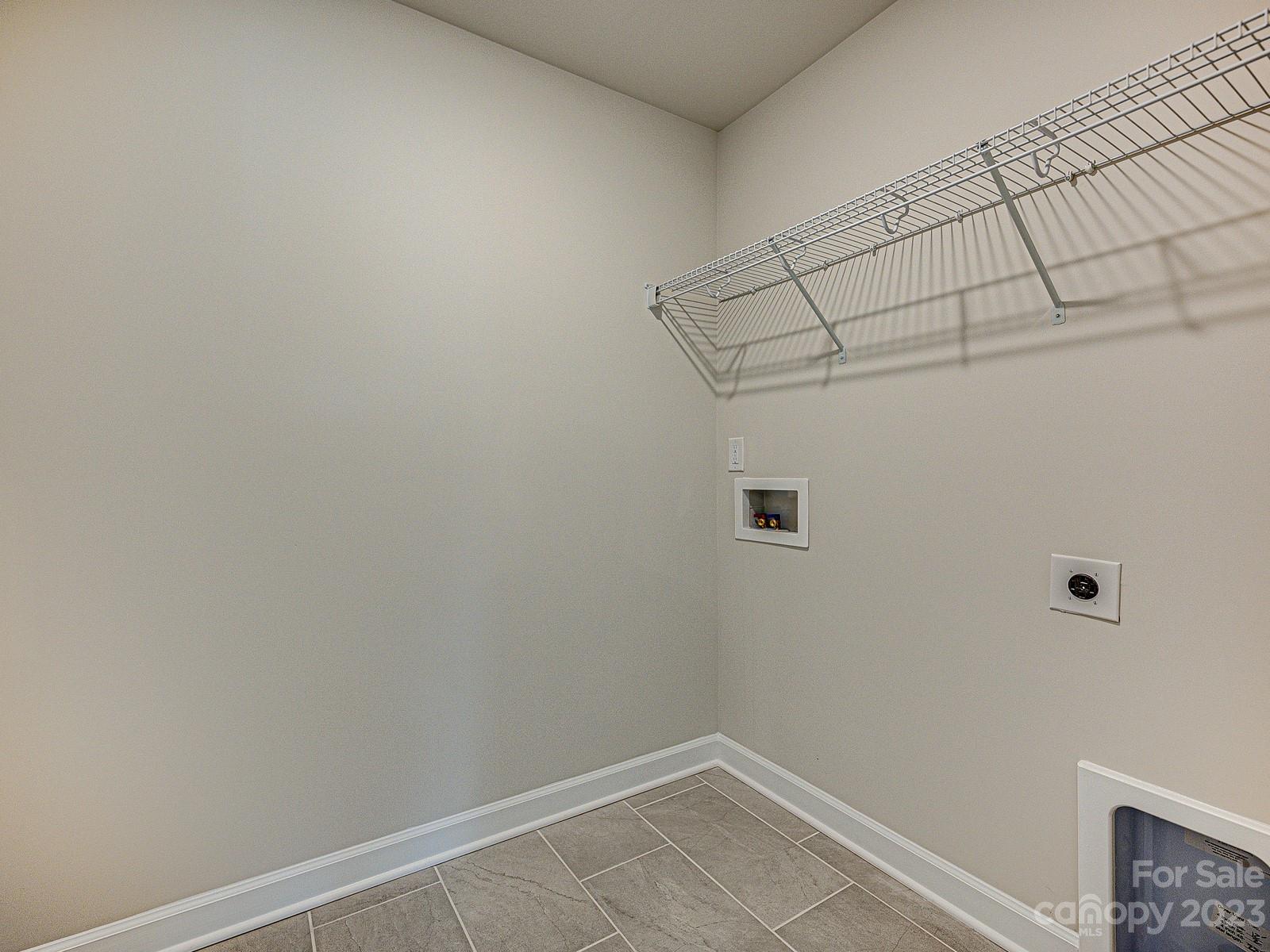 Anniston Chase - Residential