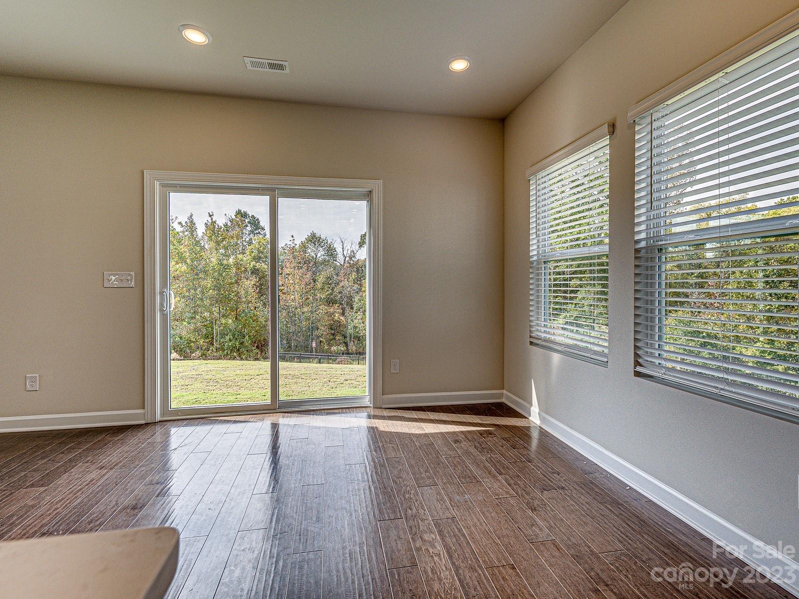 Anniston Chase - Residential