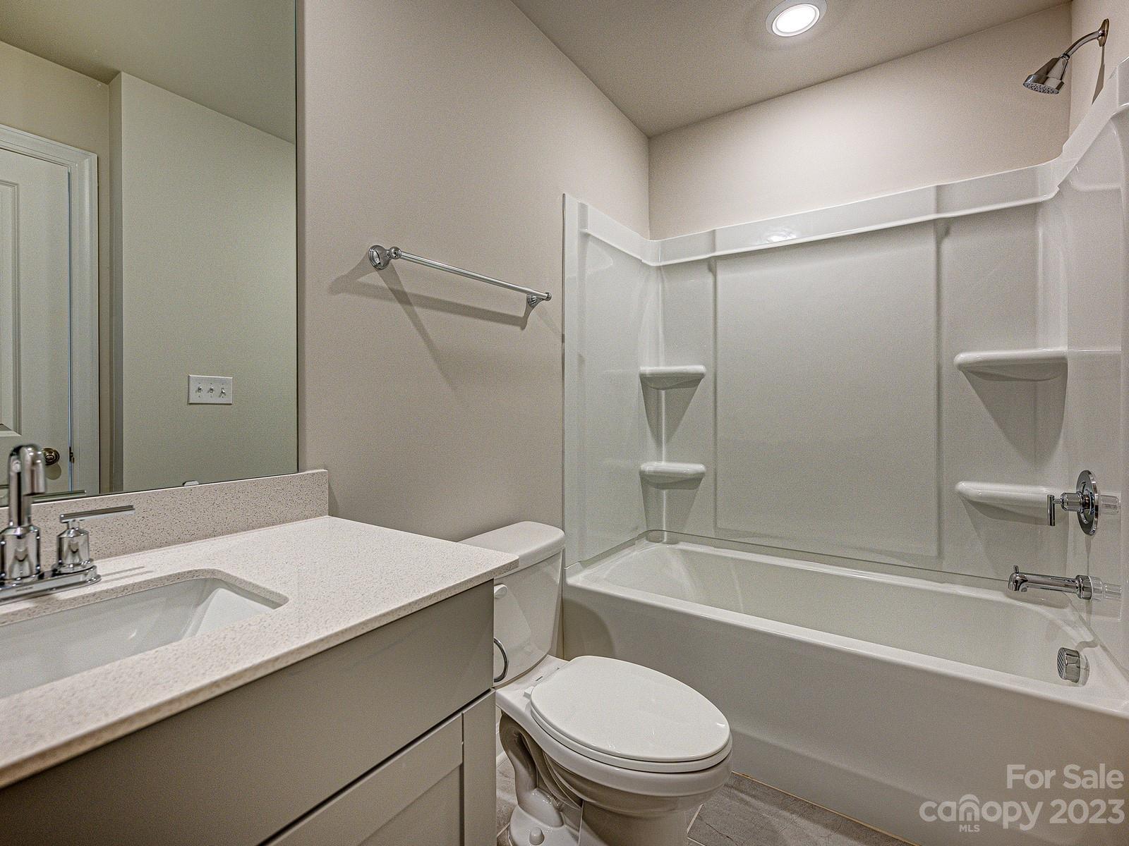 Anniston Chase - Residential