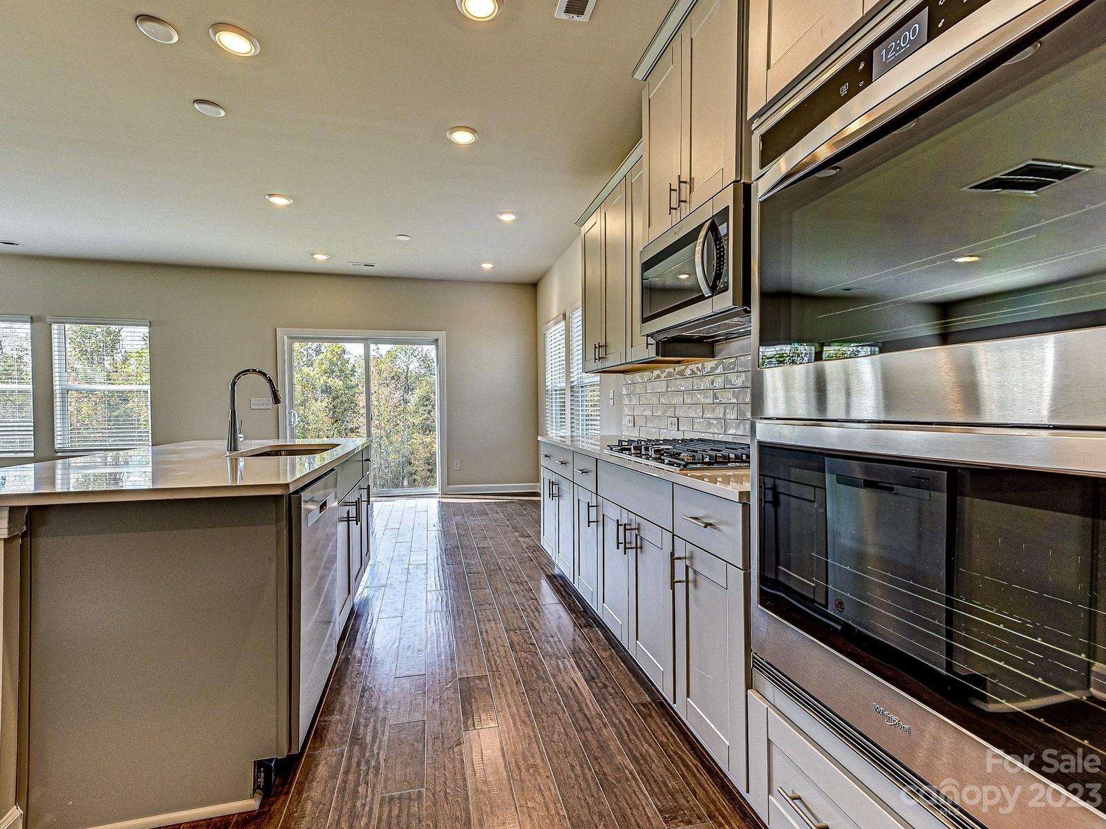 Anniston Chase - Residential