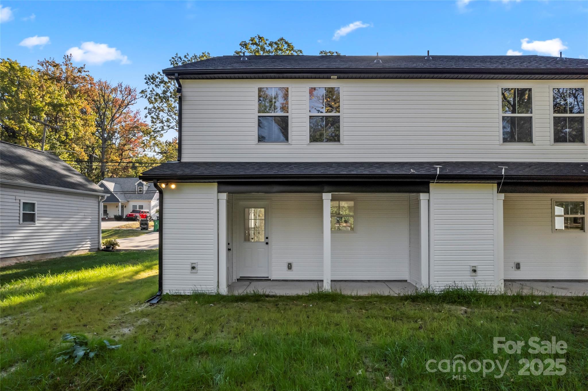 2909 New Pineola Road