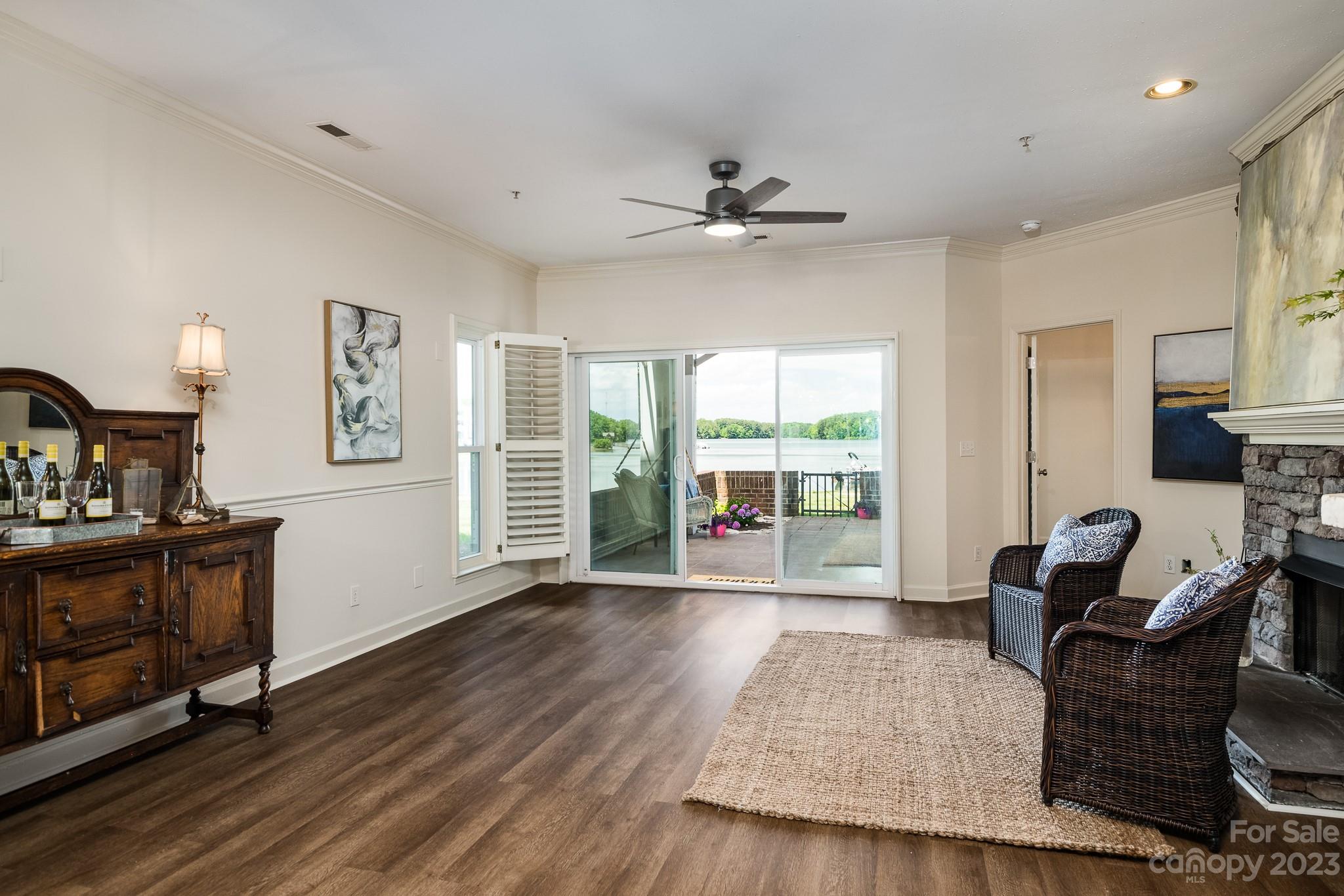 Spinnaker Point - Residential