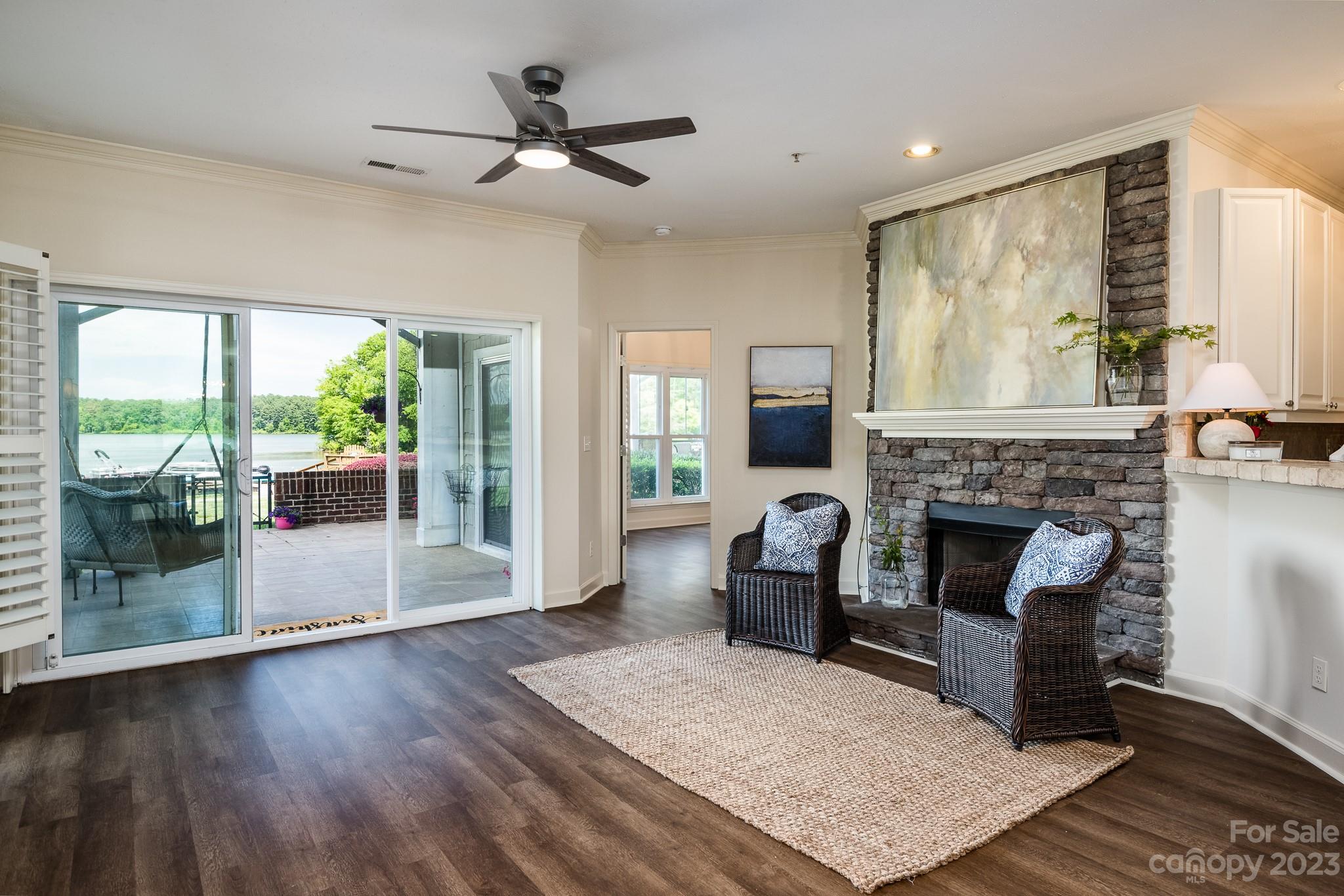 Spinnaker Point - Residential