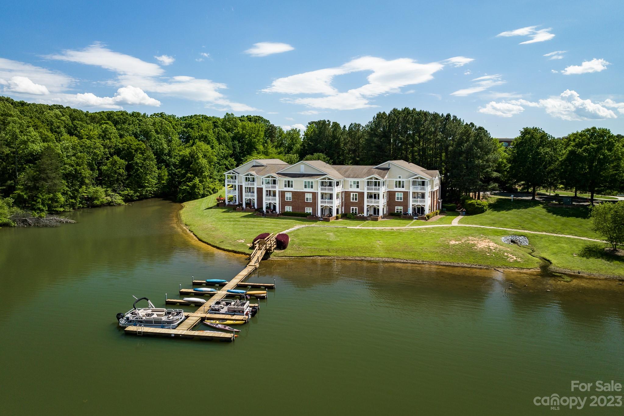 Spinnaker Point - Residential