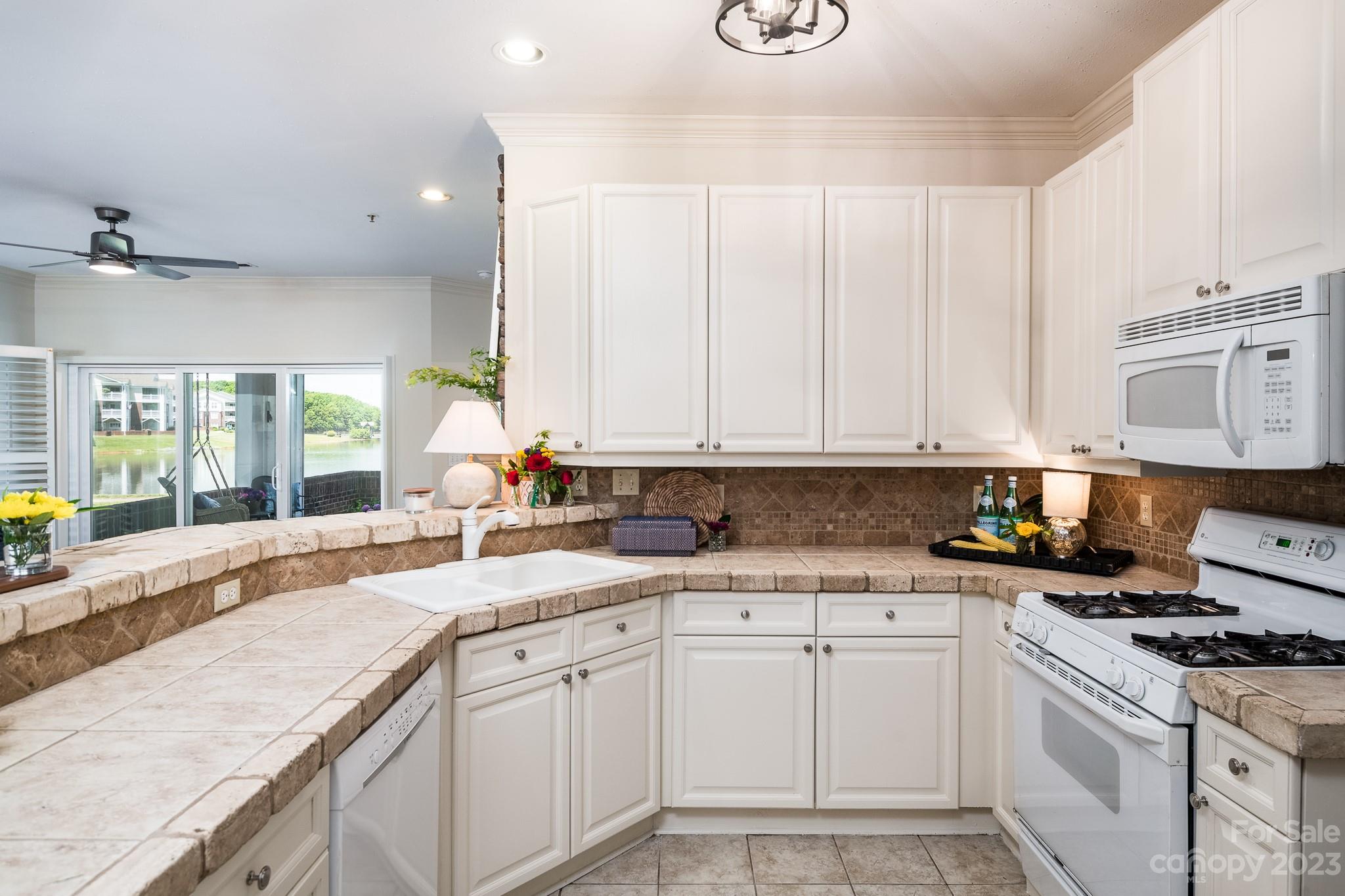 Spinnaker Point - Residential