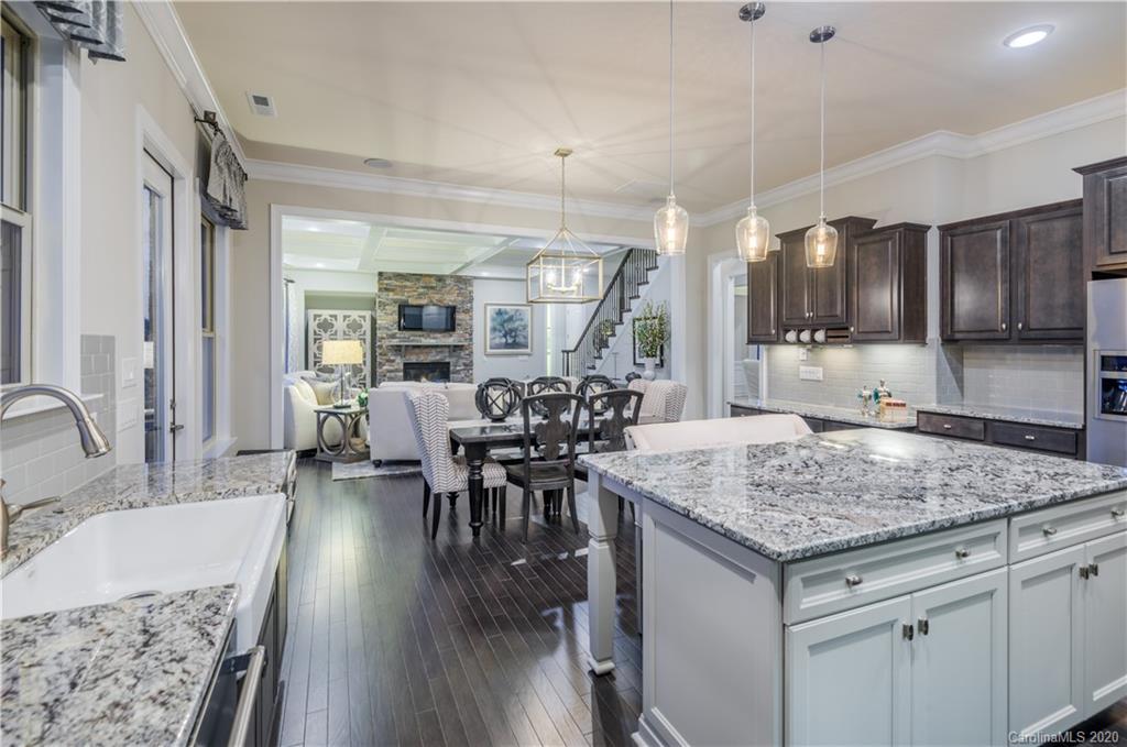 Queensbridge - Residential