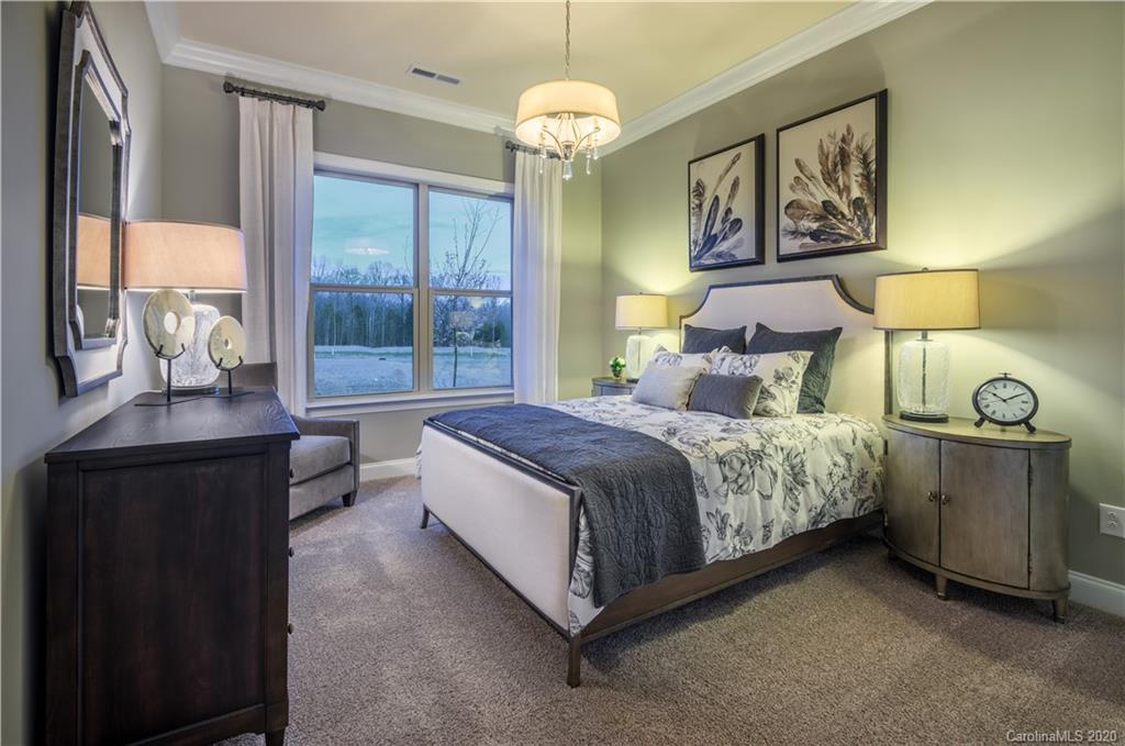 Queensbridge - Residential