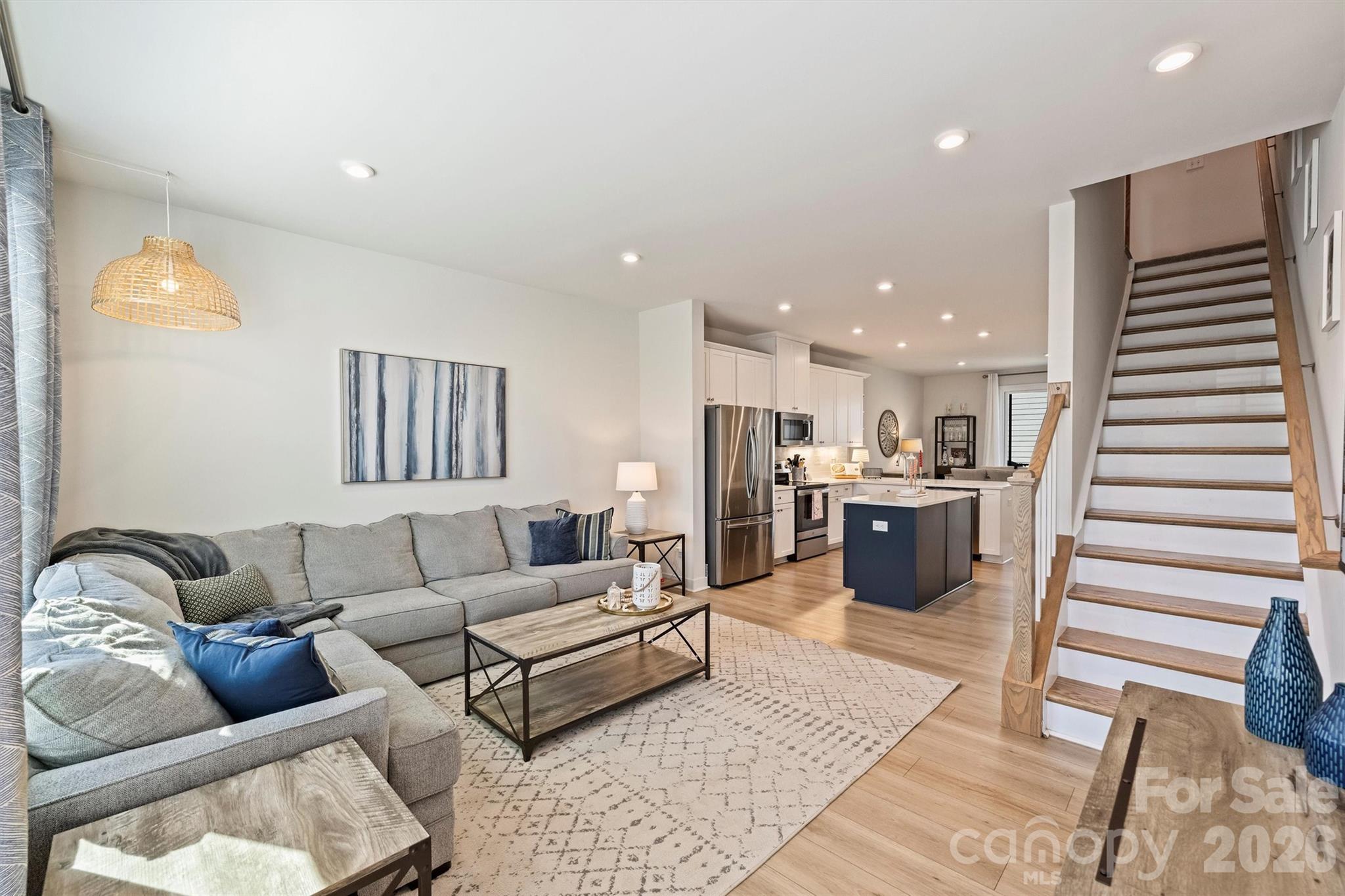 4750 Chastain Avenue