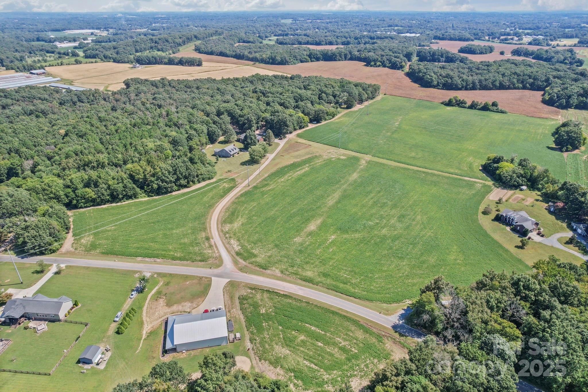 00 Country Woods Road