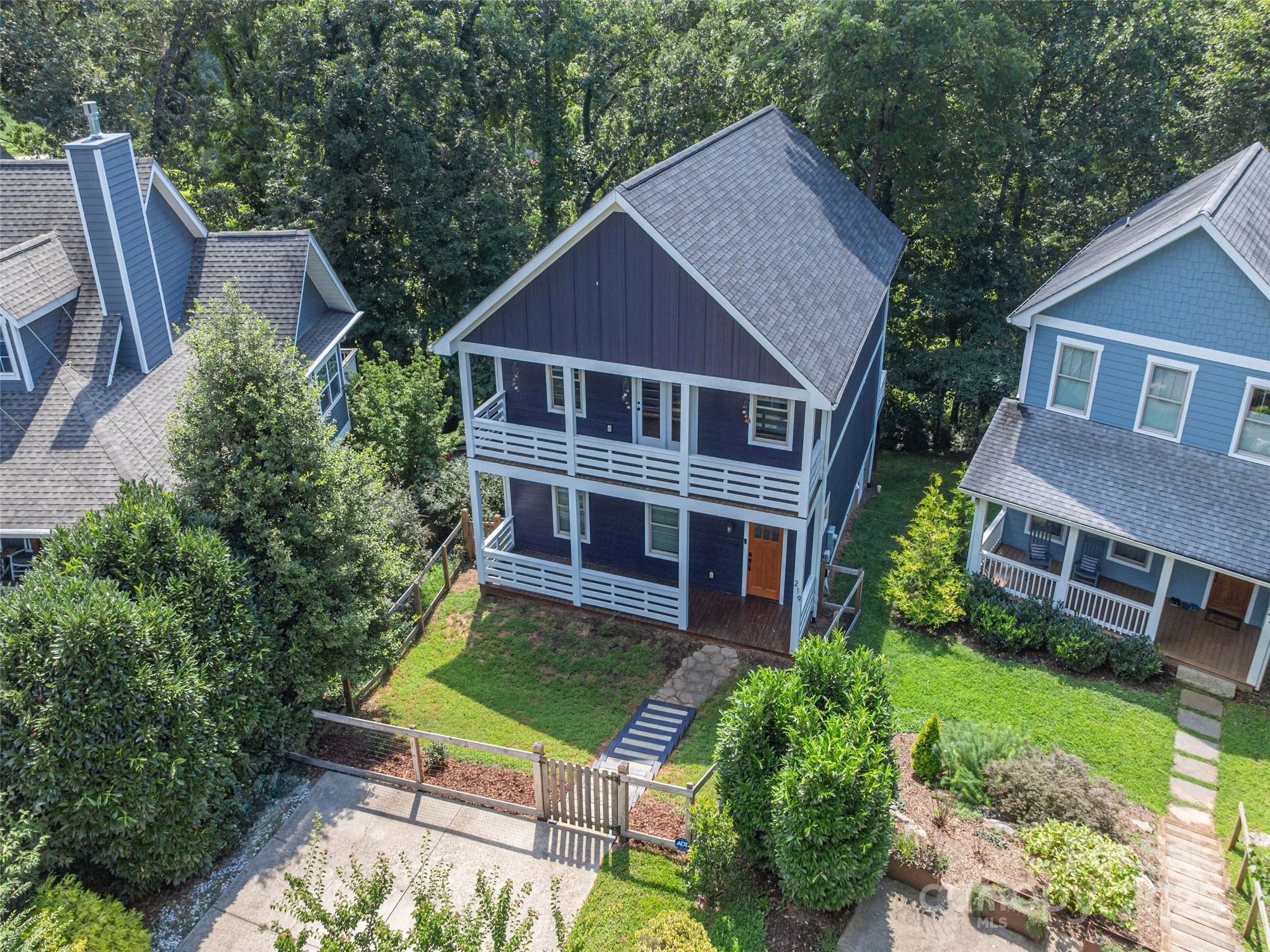 219 Courtland Place