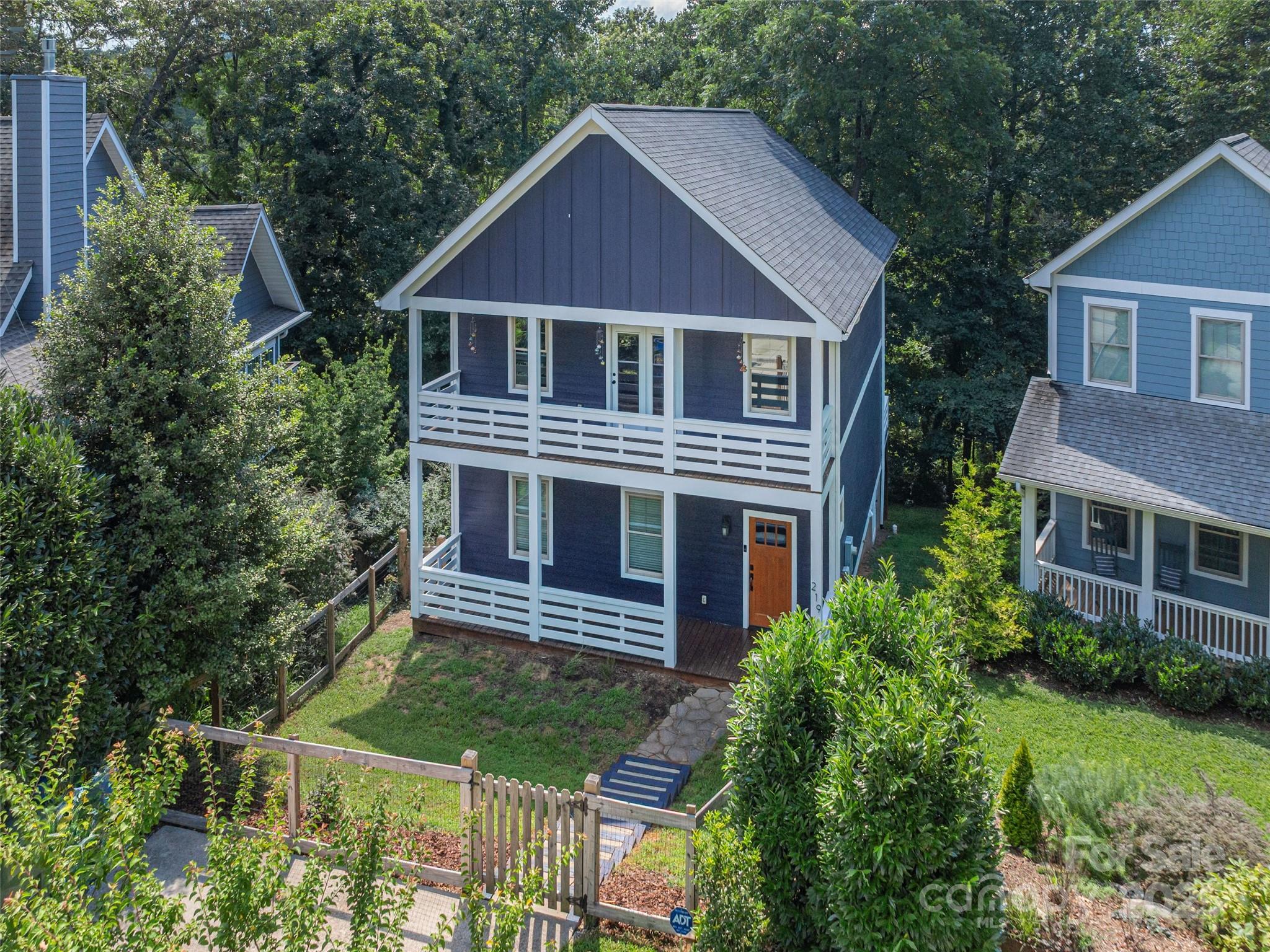 219 Courtland Place