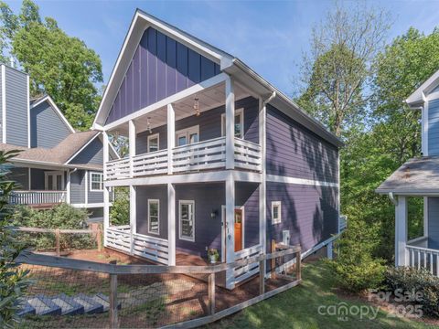 219 Courtland Place Asheville NC 28801