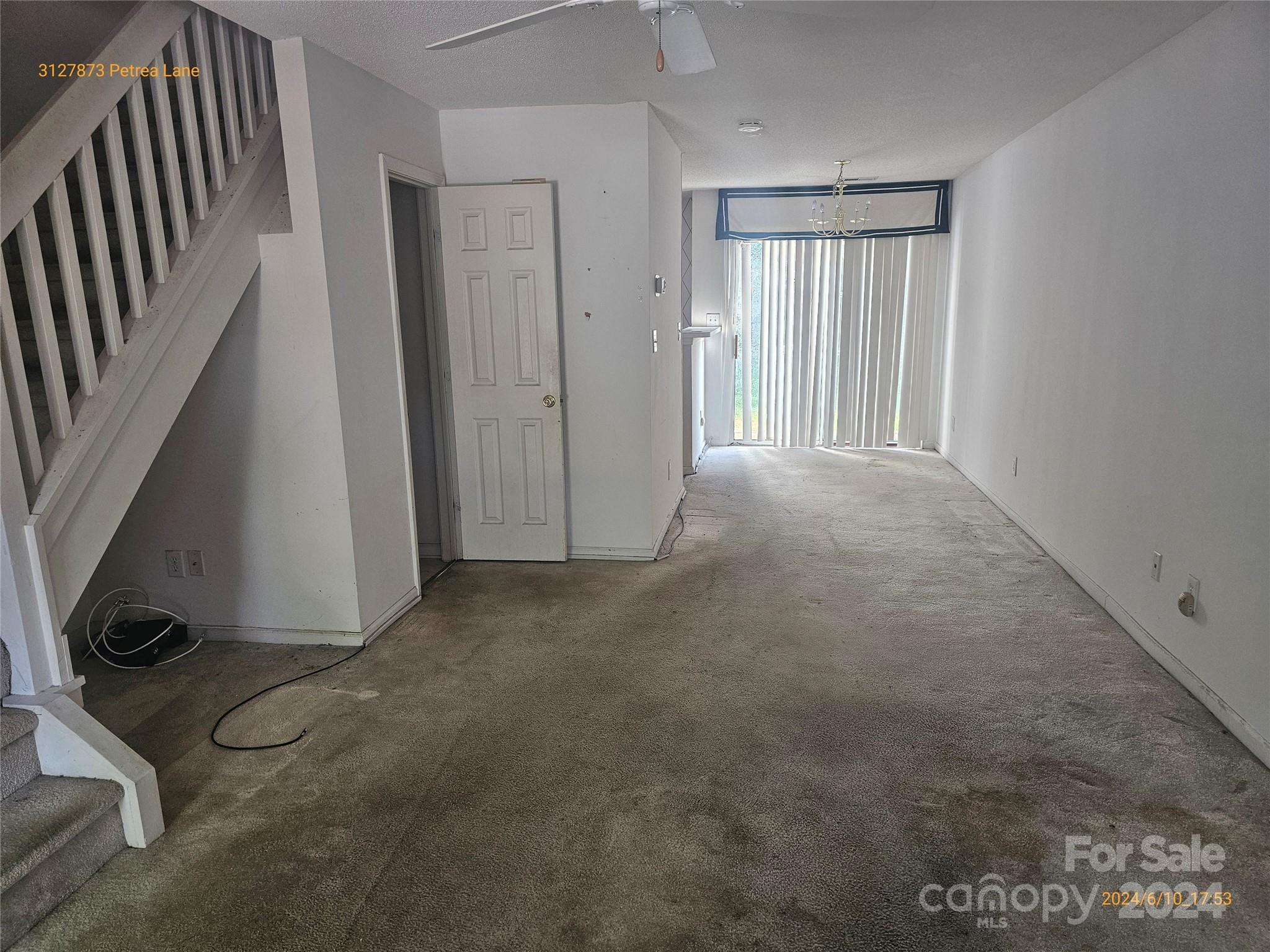 The Landing at Hickory Grove - Residential