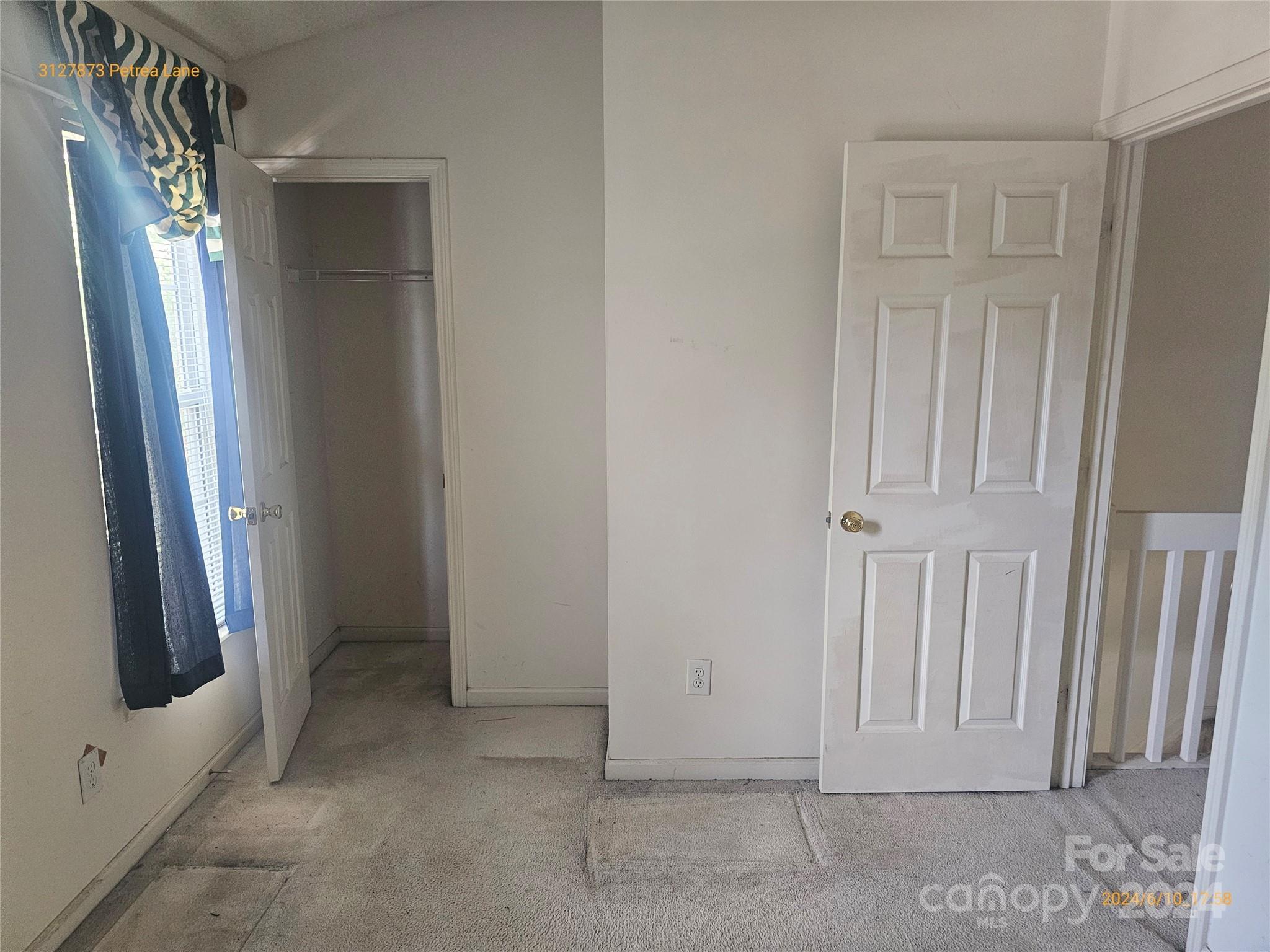 The Landing at Hickory Grove - Residential