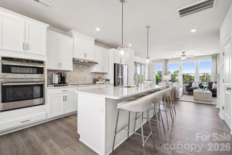 2155 Hawksworth Lane Charlotte NC 28262