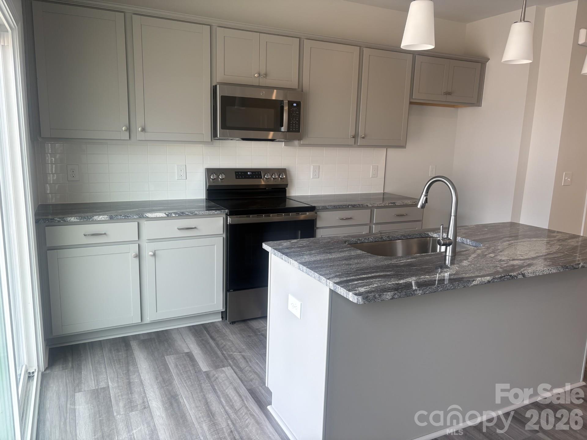 3604 Teslow Drive 33