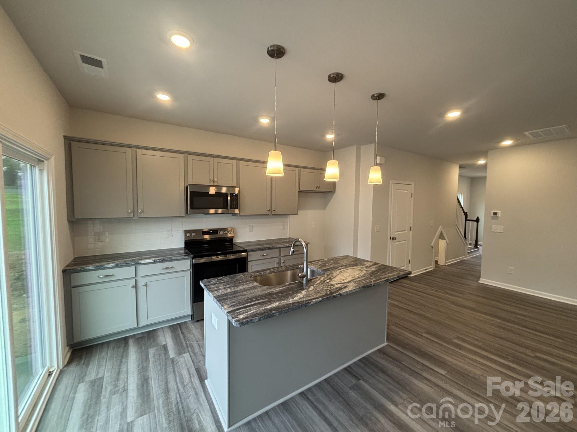 3604 Teslow Drive 33