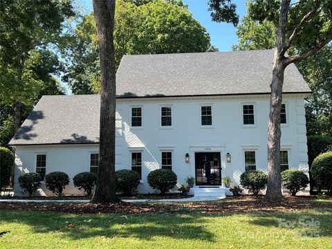 Photo of 10333 Foxhall Drive, Charlotte, NC 28210 (MLS # 4306078)
