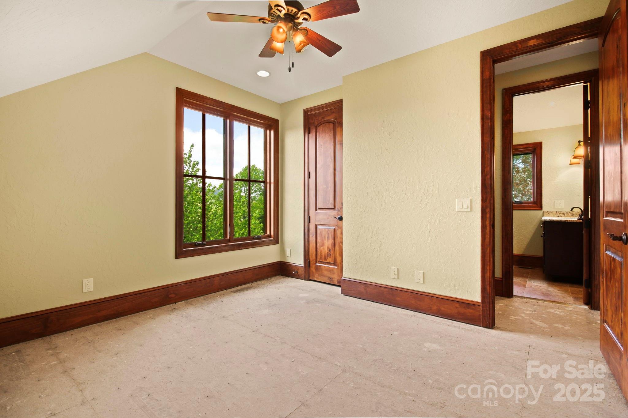 Blowing Rock, North Carolina 28605, United States, 6 Bedrooms Bedrooms, ,7 BathroomsBathrooms,Residential,Active,130869