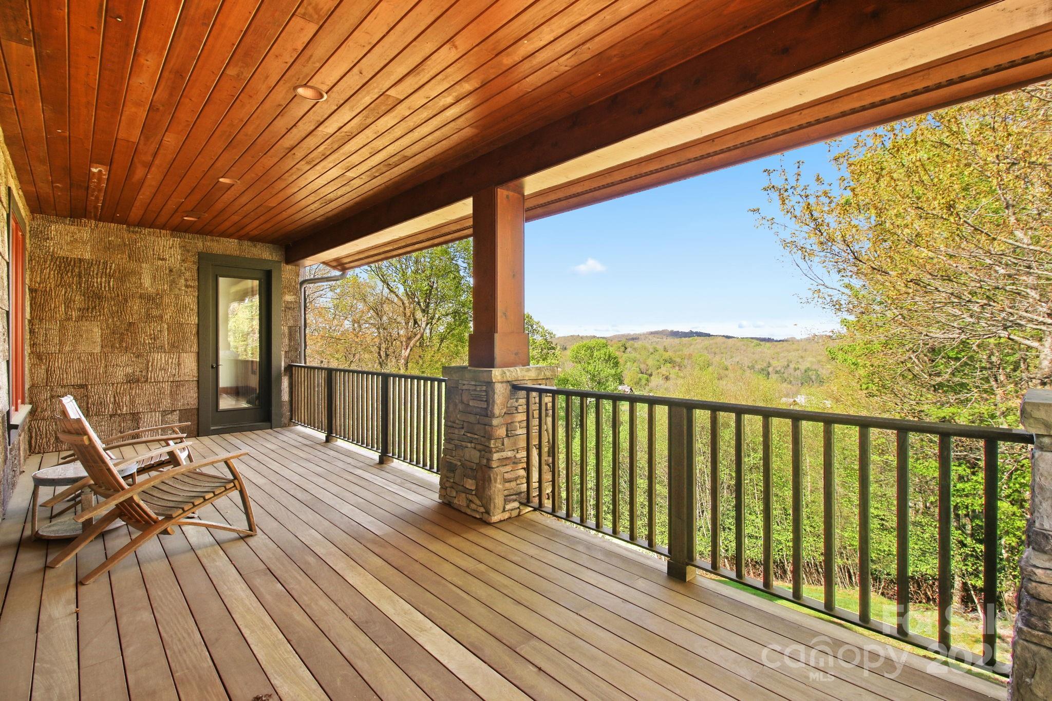 Blowing Rock, North Carolina 28605, United States, 6 Bedrooms Bedrooms, ,7 BathroomsBathrooms,Residential,Active,130869