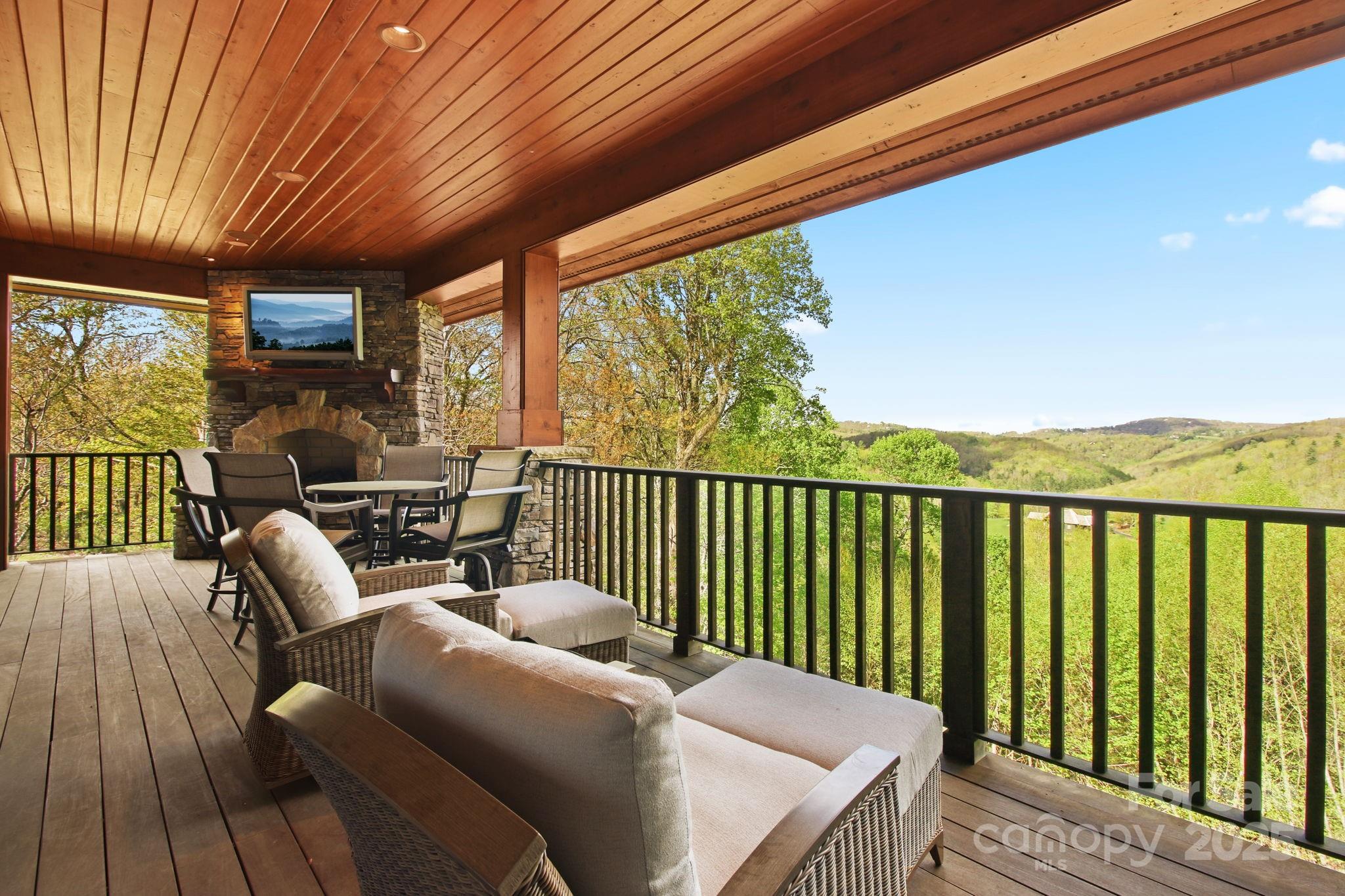 693 Thunderhill Trail