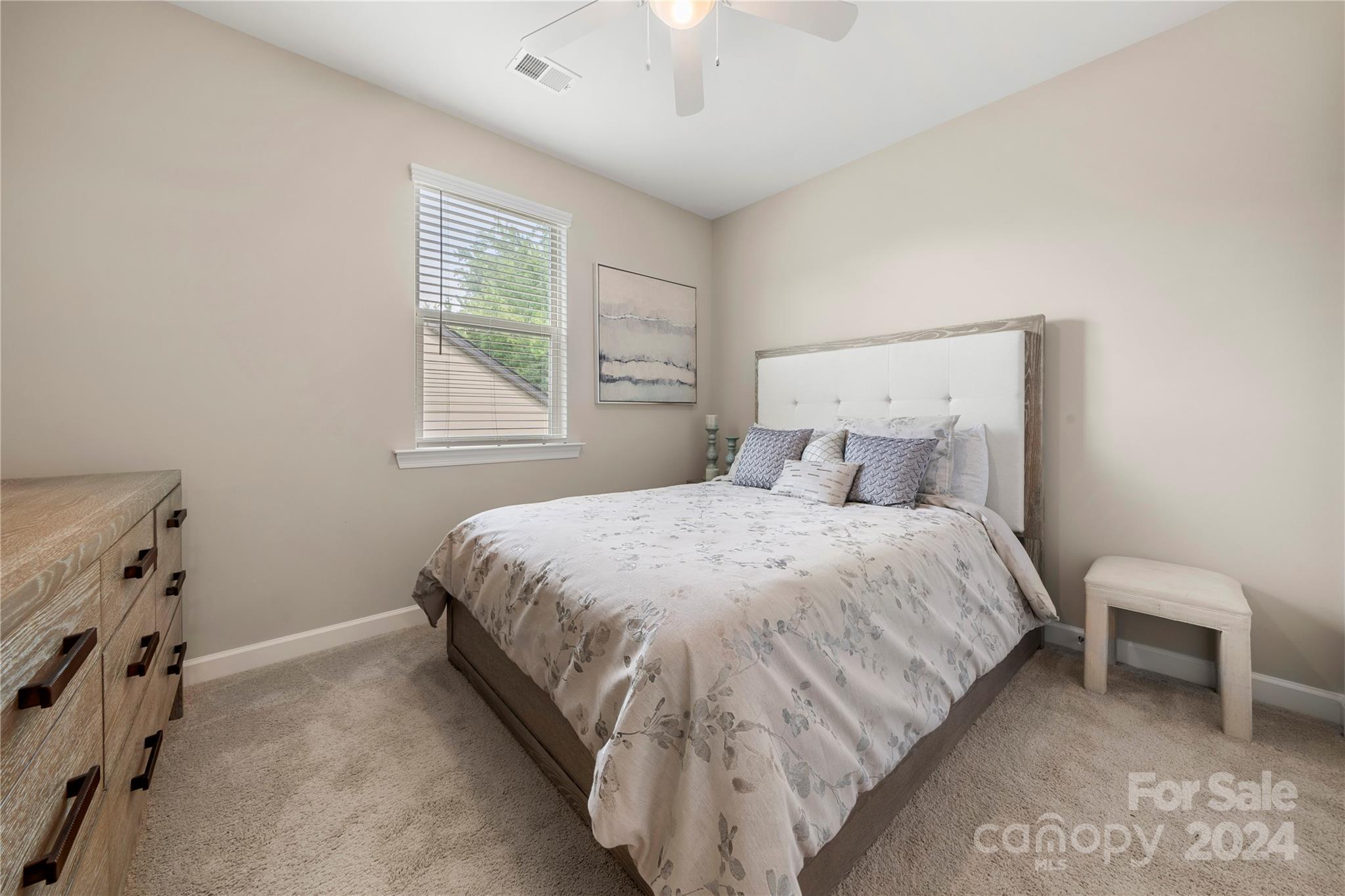 Lake Crest - Residential