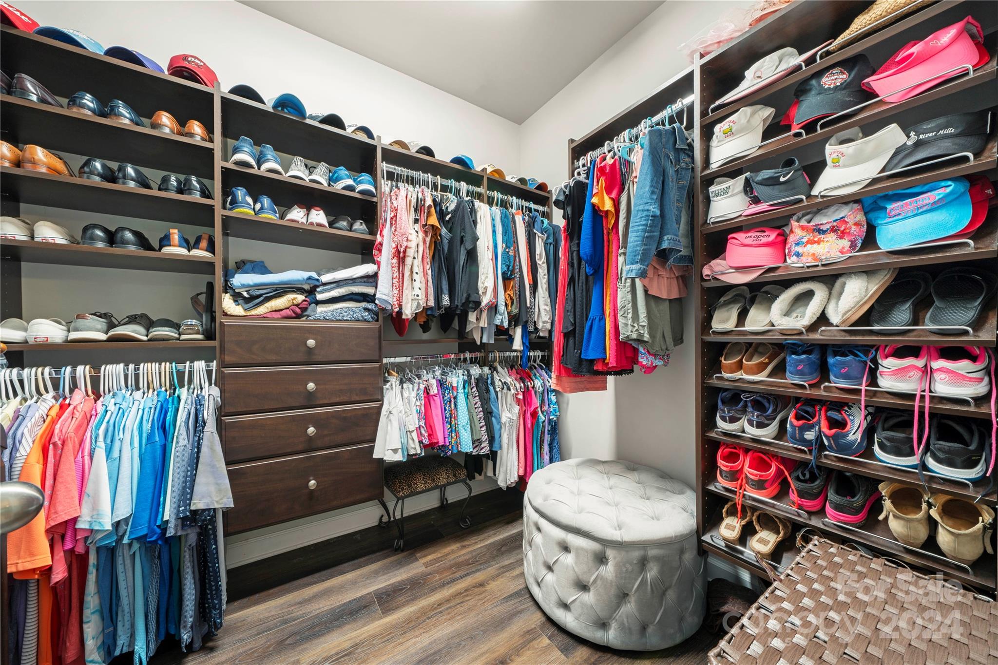 Lake Crest - Residential