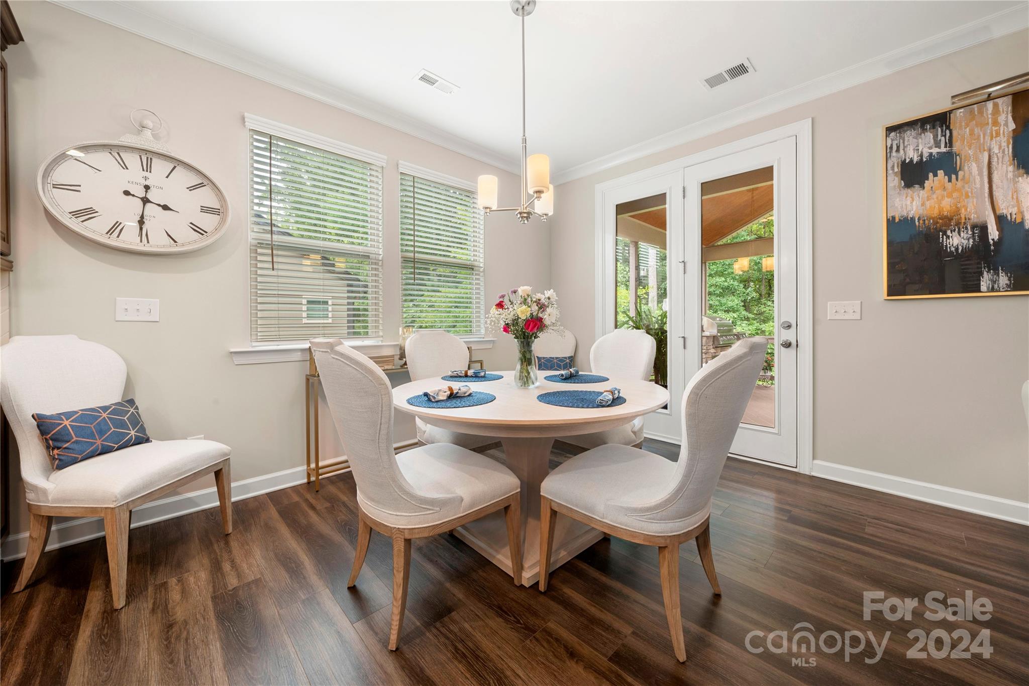 Lake Crest - Residential