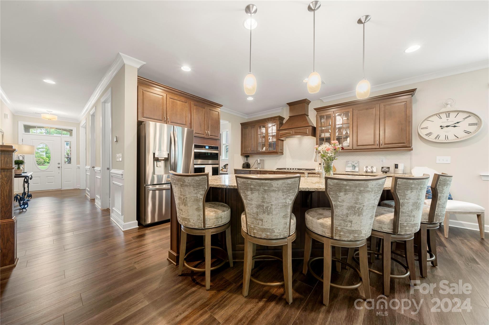 Lake Crest - Residential