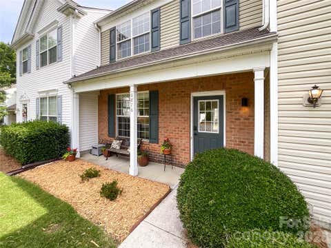 Photo of 6876 Rothchild Drive, Charlotte, NC 28270 (MLS # 4388708)