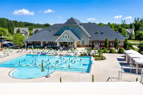 A home in Huntersville