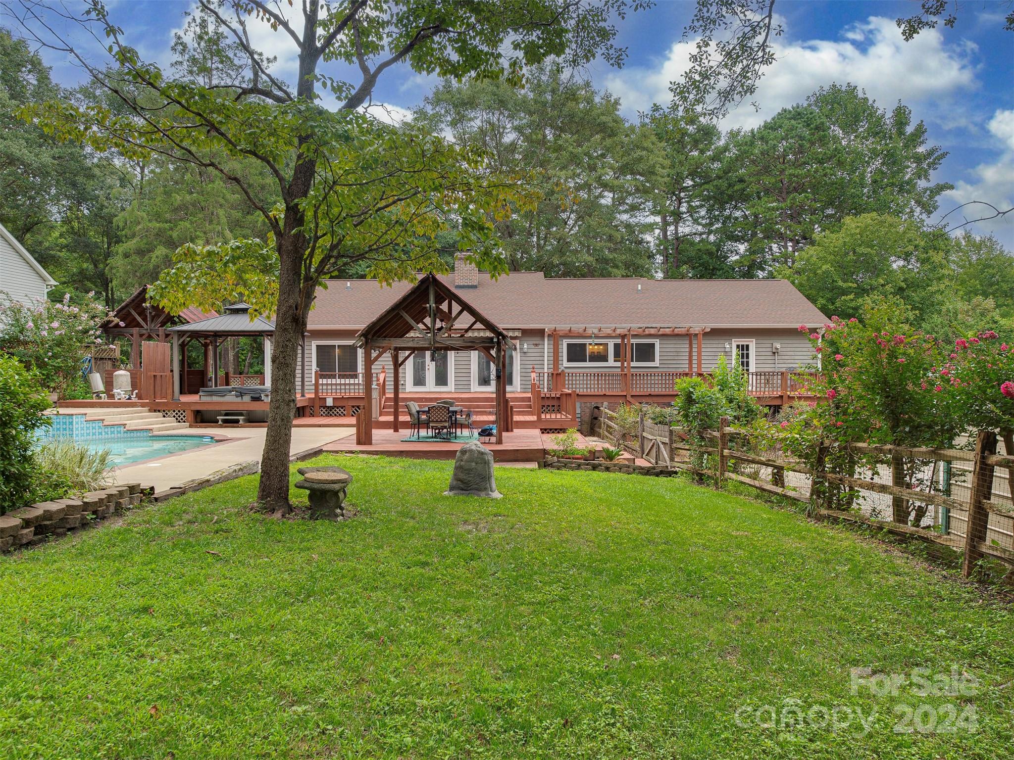 Heather Ridge - Residential