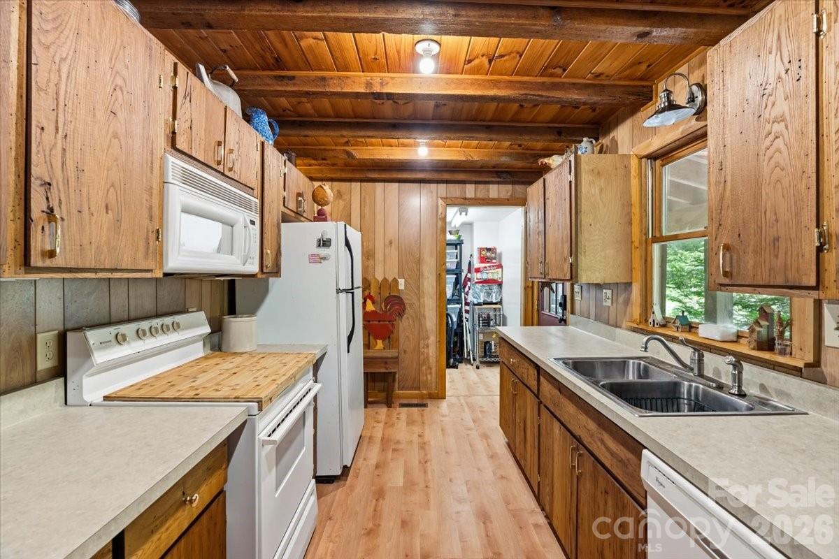 Wolf Laurel - Residential
