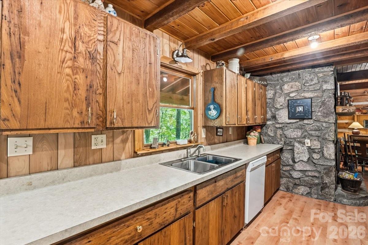 Wolf Laurel - Residential