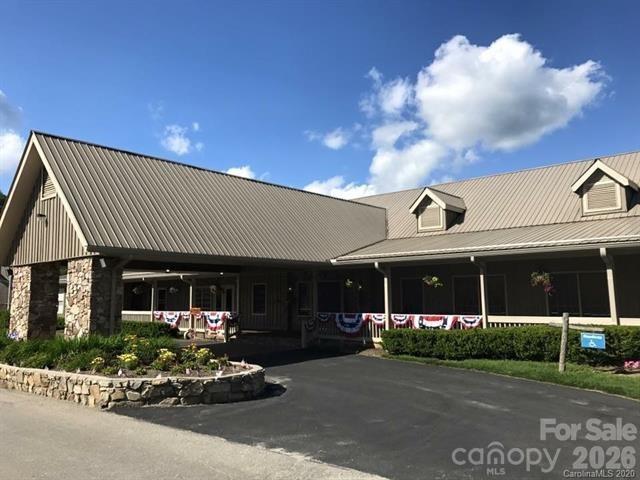 Wolf Laurel - Residential