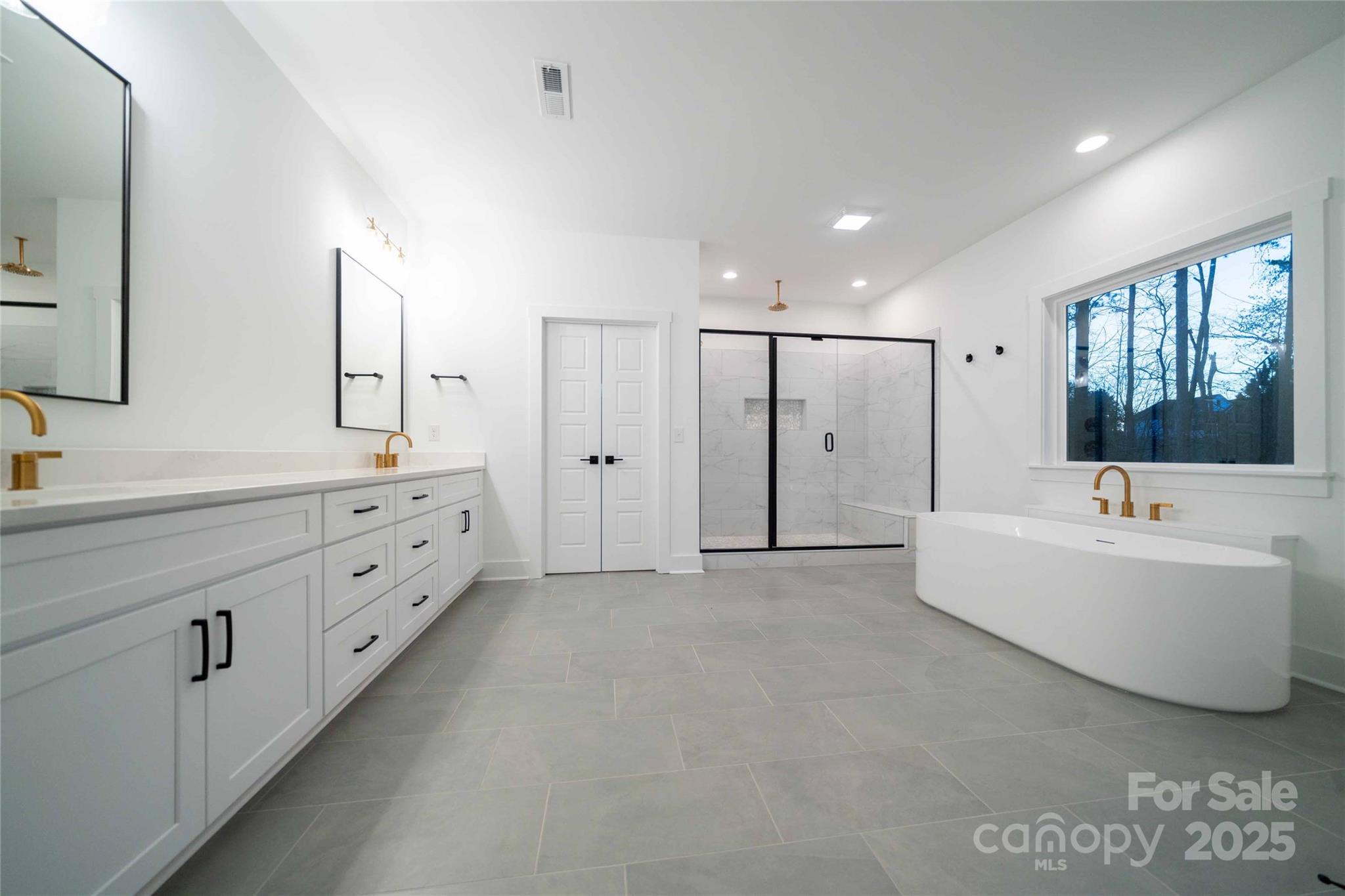 5024 Carolina North Drive 26